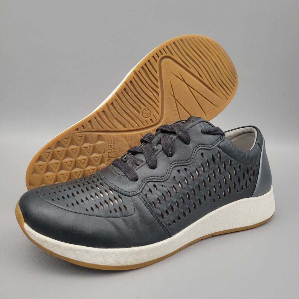 Dansko Charlie Black Sneaker Comfort Shoes Perforated Leather 39 - 8.5 US